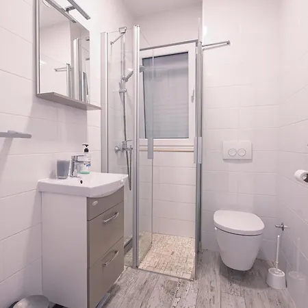 Zamarin 3 * Дрвеник