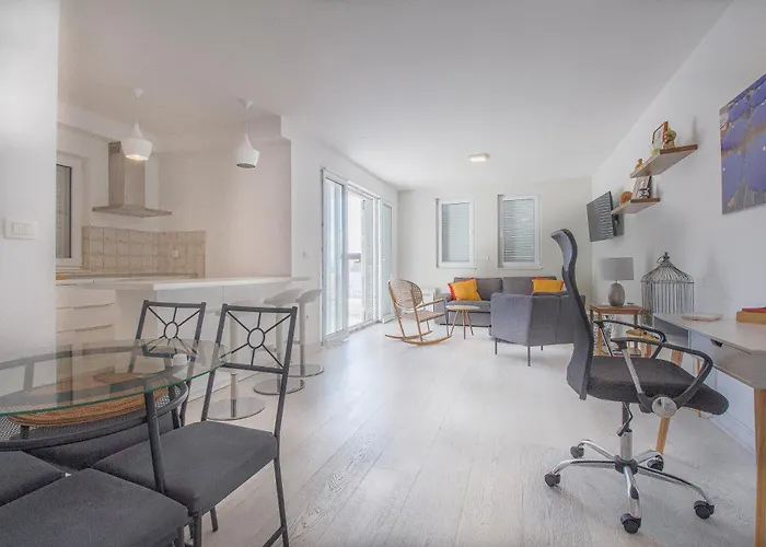 Zamarin 3 * Drvenik (Split-Dalmatia)